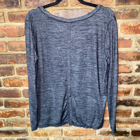 Athleta Odyssey Heathered Gray Split-Back Long Sleeve Top Women's Size Medium - Picture 7 of 8